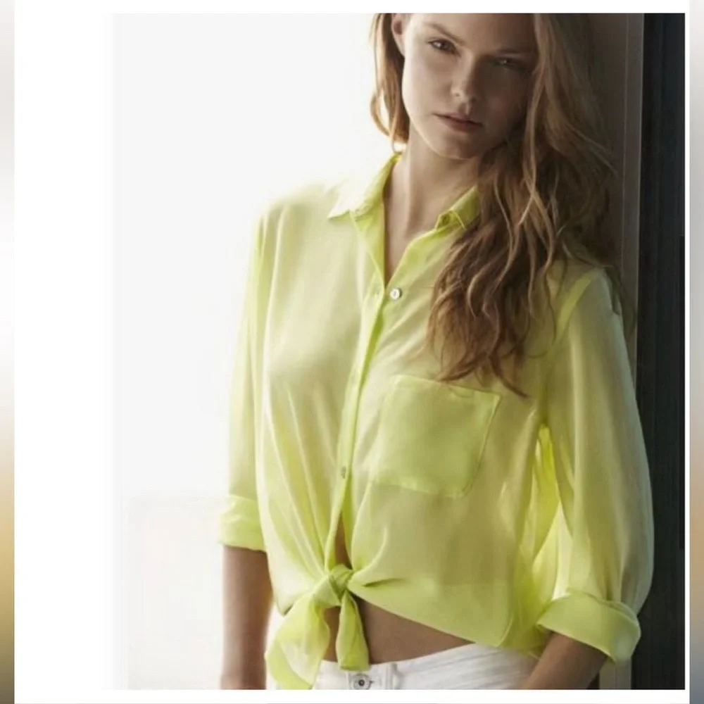 Velvet the brand sheet yellow button up - Picture 2 of 6